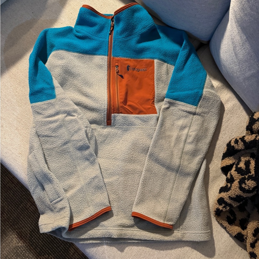 Cotopaxi half zip fleece with pocket